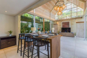 3 bedrooms central Canggu close to the beach